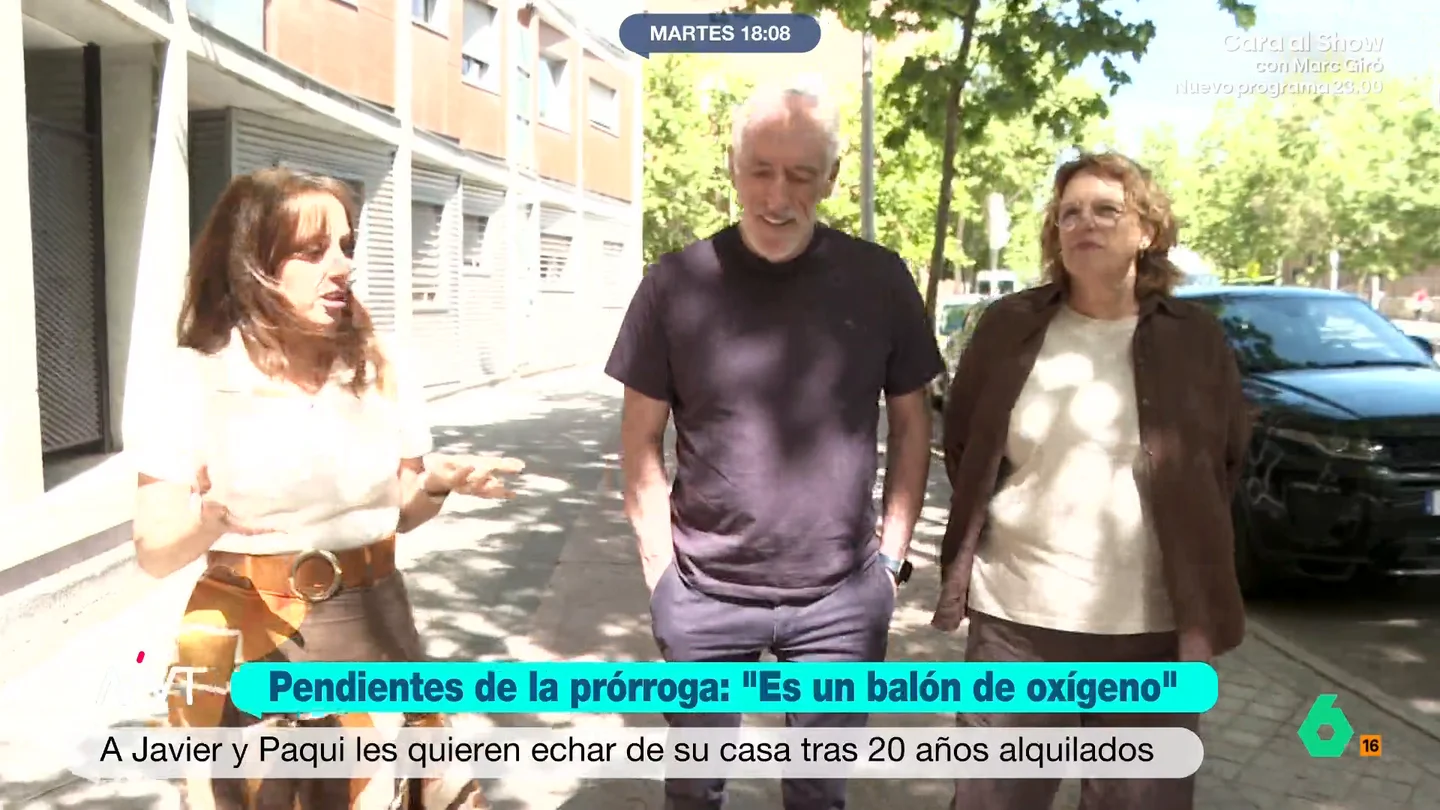 Javier y Paqui, afectados por la caída de la prórroga de los alquileres: "No me veo en otro lugar que no sea este" El matrimonio lleva 20 años viviendo en el mismo domicilio, que alquilaron a través del Ayuntamiento de Madrid con un alquiler social. Actualmente, su domicilio pertenece a un fondo buitre.