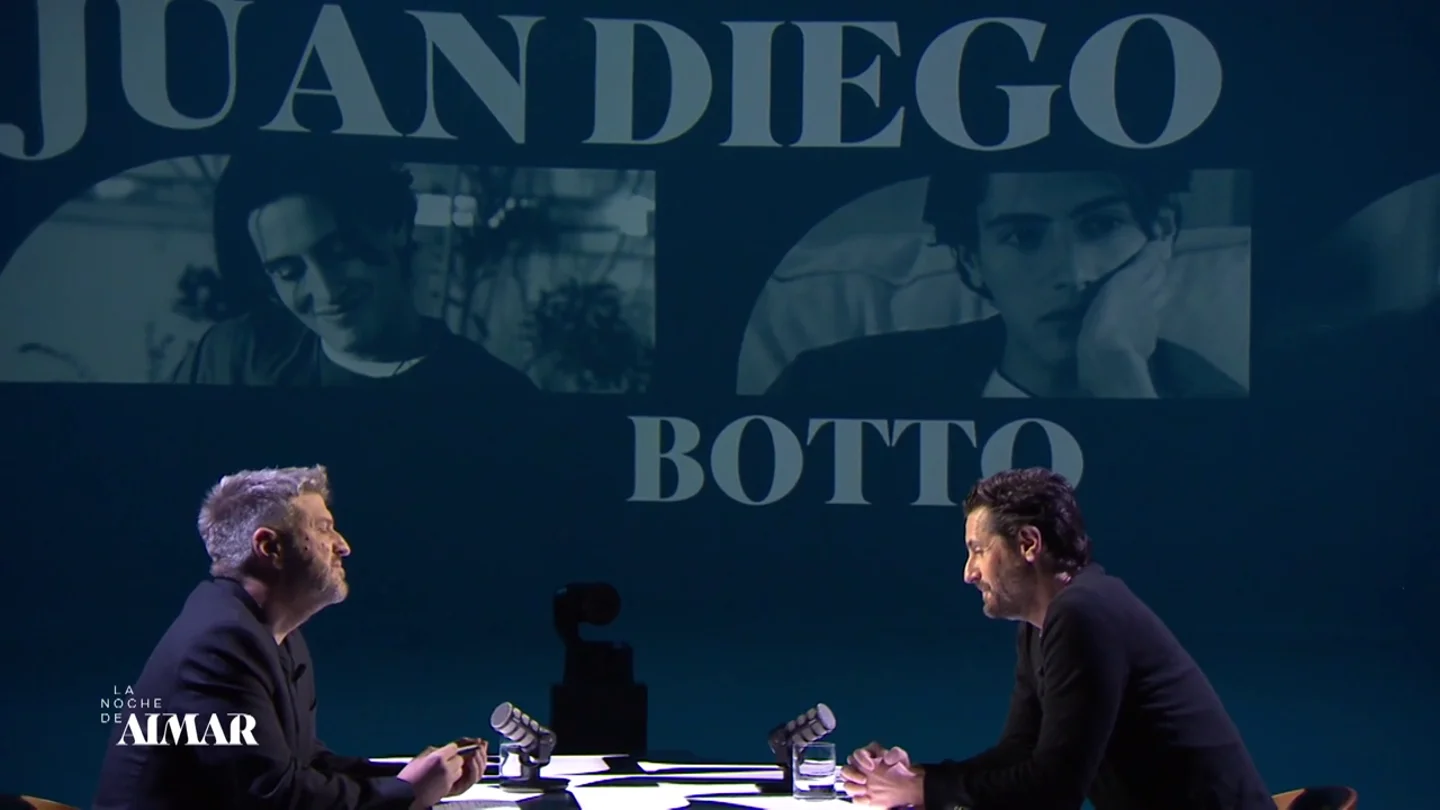 Entrevista de Aimar Bretos a Juan Diego Botto en La Noche de Aimar: "Hay gente alabando la dictadura franquista desde ámbitos públicos" Entrevista de Aimar Bretos a Juan Diego Botto en La Noche de Aimar: "Hay gente alabando la dictadura franquista desde ámbitos públicos"