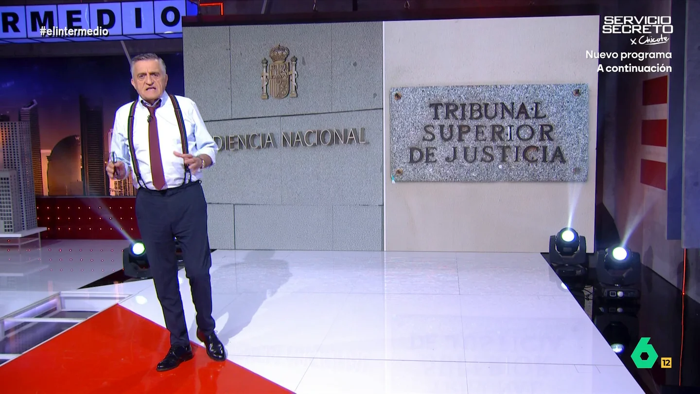 Wyoming ve "bochornoso" comparar los juicios a la 'kitchen' y a Ábalos y Koldo: "Deja al descubierto un evidente doble rasero" Wyoming reflexiona en este vídeo sobre la actuación de la Audiencia Nacional en el juicio a la 'kitchen' donde "hay temas vetados" y del Supremo en el del 'caso mascarillas', donde "los acusados pueden hablar de lo que les dé la gana".