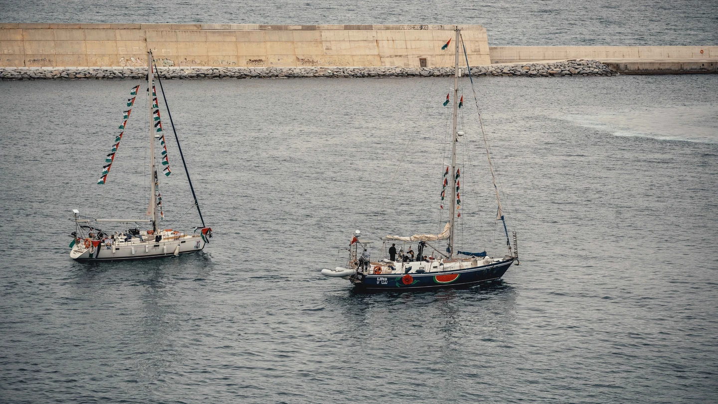 Las embarcaciones que participan en la Flotilla Global Sumud zarpan de Barcelona, España, con destino a Gaza. Las embarcaciones que participan en la Flotilla Global Sumud zarpan de Barcelona, España, con destino a Gaza.