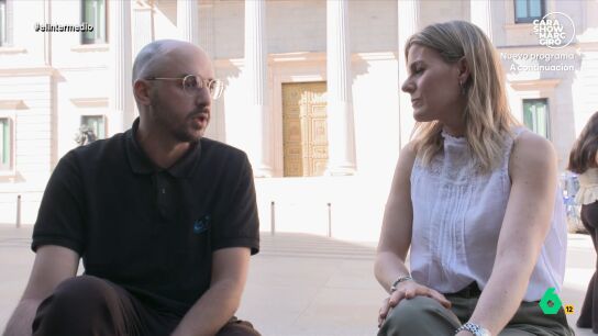 El joven comparte piso con dos compa&ntilde;eros m&aacute;s y su contrato finaliza en agosto de 2027. Eduardo no puede evitar la inquietud ante la posibilidad de que su alquiler suba y no pueda hacer frente al incremento. 