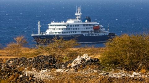 El crucero holand&eacute;s MV Hondius
