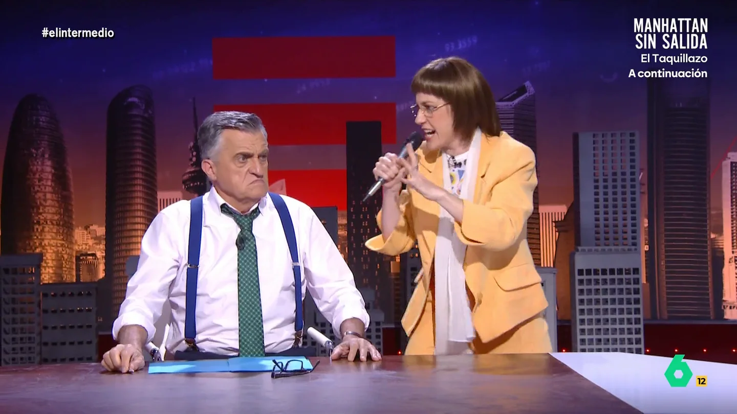 La 'pastora evangélica Flor María Yesenia Gallego' impone sus manos sobre Wyoming: "Comunismo, fuera" Cristina Gallego se convierte en una pastora evangélica para hablar sobre el evento religioso 'The Change' que se ha celebrado este fin de semana en el Estadio Metropolitano de Madrid.