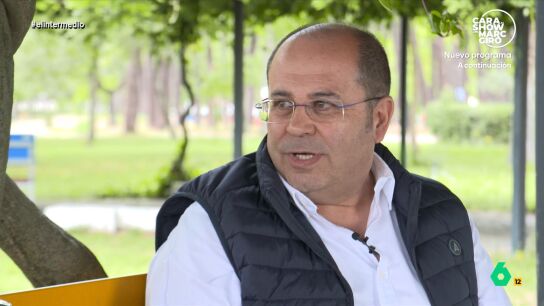 "Un programa que solo afecta a un pueblo y a dos colegios, que se meta en un acuerdo regional, no le encuentro el sentido", afirma Alfonso Corral, director de uno de los centros en los que se han suprimido la clases de &aacute;rabe y cultura marroqu&iacute;.