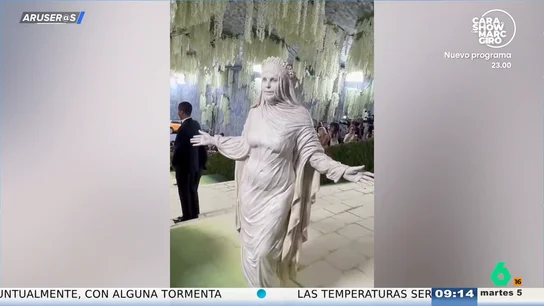 Alfonso Arús, sobre el estilismo de Heidi Klum para la Met Gala 2026: "Parece la típica estatua de Las Ramblas" Alfonso Arús, sobre el estilismo de Heidi Klum para la Met Gala 2026: "Parece la típica estatua de Las Ramblas"