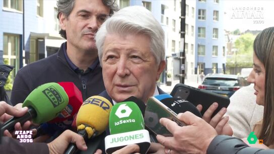 "T&uacute; diles que tomen algo en la sobremesa y dales un balc&oacute;n y ya que la naturaleza siga su curso", recomienda Quique Peinado a Enrique Cerezo despu&eacute;s de ser citado a la comida de directivas &iexcl;a las 11:30 de la ma&ntilde;ana!