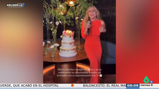 Marta S&aacute;nchez celebra los 60 a&ntilde;os con un mensaje a su pareja, Federico: "Aqu&iacute; sigo esperando a que me pida que me case con &eacute;l"