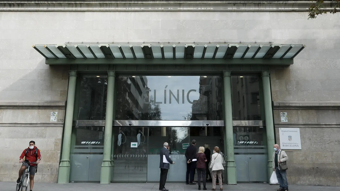 El Hospital Clínic de Barcelona donde se encuentra un contacto, en una imagen de archivo El Hospital Clínic de Barcelona donde se encuentra un contacto, en una imagen de archivo