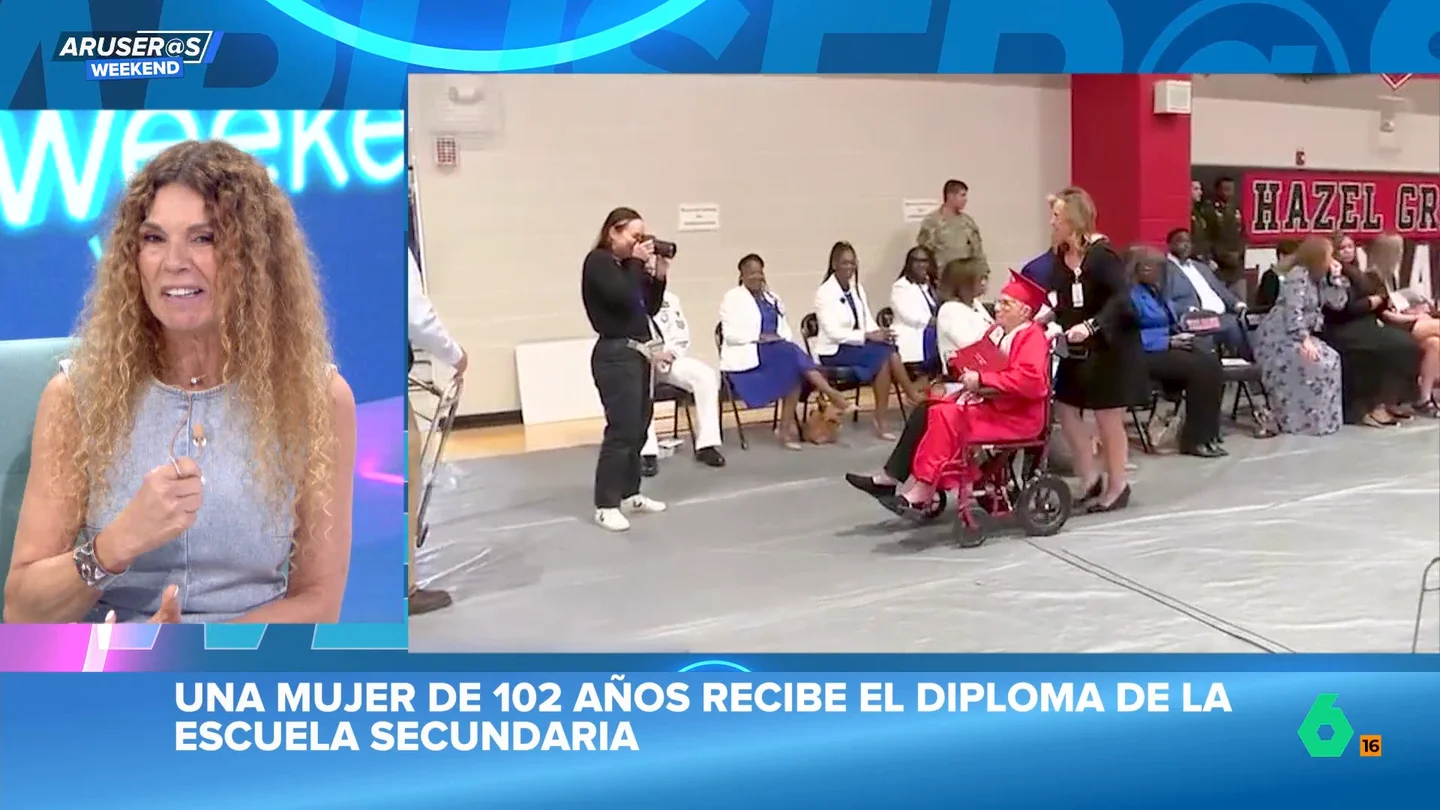 Angie Cárdenas reacciona a la graduación de una mujer de 102 años: "Hay mucha gente que no pudo estudiar y tiene esa espinita clavada" Angie Cárdenas reacciona a la graduación de una mujer de 102 años: "Hay mucha gente que no pudo estudiar y tiene esa espinita clavada"