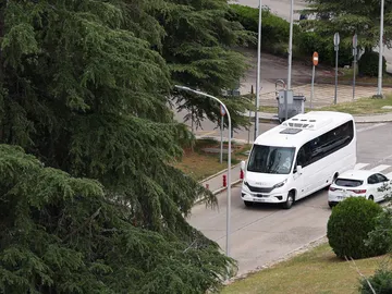 Pasajeros españoles del MV Hondius llegando al Hospital Gómez Ulla Pasajeros españoles del MV Hondius llegando al Hospital Gómez Ulla
