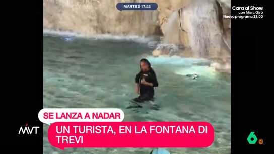 M&aacute;s Vale Tarde analiza el salto de un turista a la Fontana di Trevi para hacerse unos largos. Una 'haza&ntilde;a' que le va a salir caro despu&eacute;s de ser detenido por los carabinieri minutos despu&eacute;s.