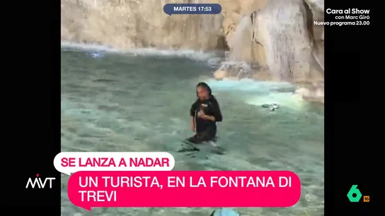 El chapuzón más caro de un turista en la Fontana di Trevi: 500 euros de multa y se estudia prohibirle el acceso de por vida Más Vale Tarde analiza el salto de un turista a la Fontana di Trevi para hacerse unos largos. Una 'hazaña' que le va a salir caro después de ser detenido por los carabinieri minutos después.