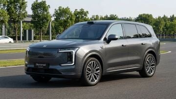 Xiaomi prepara su llegada a Espa&ntilde;a, pero antes lanzar&aacute; una nueva marca de coches que no ser&aacute; 100% el&eacute;ctrica