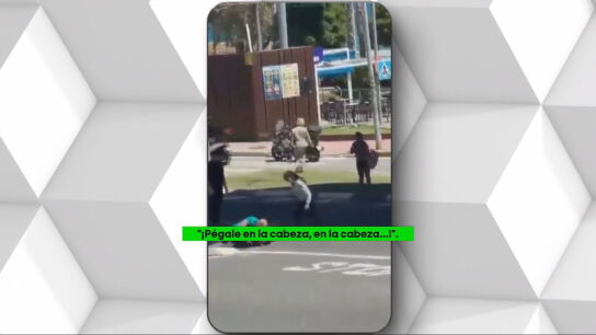 Linchan a un ladr&oacute;n en Alicante, lo graban en v&iacute;deo y animan a los agresores: "P&eacute;gale en la cabeza hasta que lo mates"