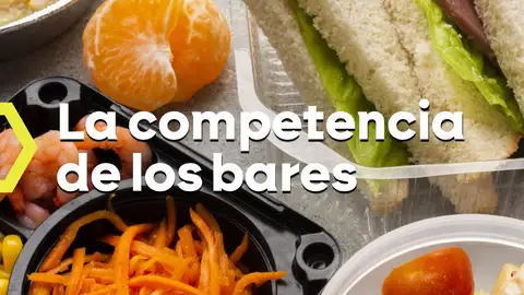 Batalla de bares contra supermercados por los espacios para comer platos preparados: "Eso es competencia desleal" Batalla de bares contra supermercados por los espacios para comer platos preparados: "Eso es competencia desleal"