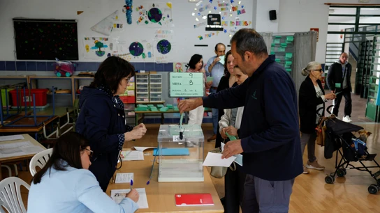 Andalucía vota en las elecciones del 17 de mayo Andalucía vota en las elecciones del 17 de mayo