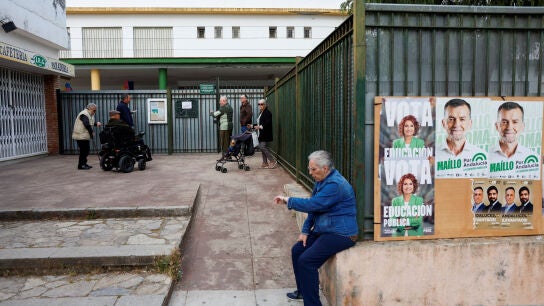 Andaluc&iacute;a vota en las elecciones del 17 de mayo