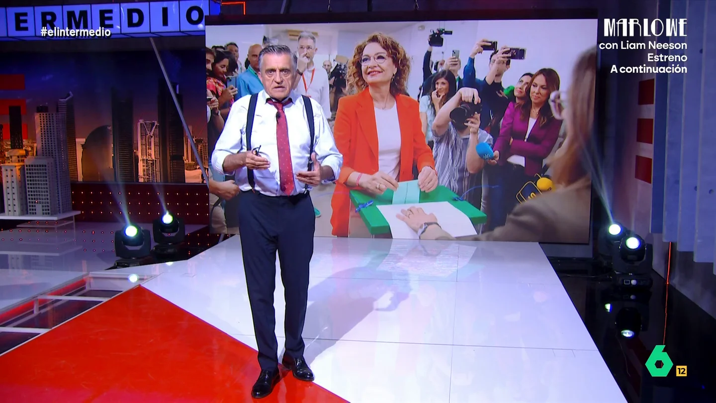 Wyoming: "María Jesús Montero solo podría haber conseguido un resultado peor si hubiera hecho la campaña en euskera" Wyoming analiza en El Intermedio los resultados de las elecciones andaluzas, donde los números dejan de significar lo mismo para "convertirse en algo parecido a las letras de Bad Bunny: una cosa que cada uno interpreta como le sale de las narices".