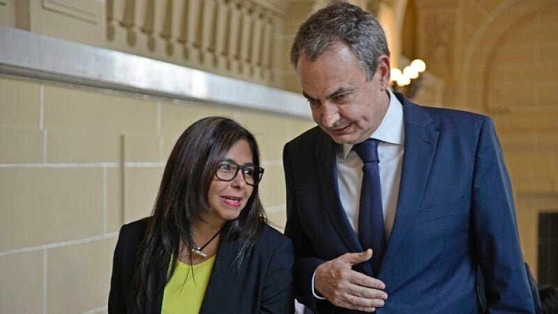 Zapatero y Delcy Rodr&iacute;guez en una foto de archivo