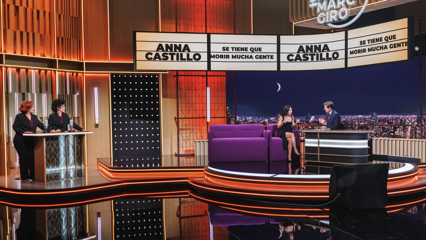 Anna Castillo presenta 'Se tiene que morir mucha gente' en Cara al Show: "Hay frases enteras sacadas de la realidad" Anna Castillo presenta 'Se tiene que morir mucha gente' en Cara al Show: "Hay frases enteras sacadas de la realidad"