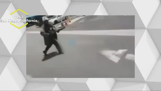 Los atacantes de la mezquita de San Diego retransmitieron su masacre en directo: entrada, disparos y hasta su suicidio final Los atacantes de la mezquita de San Diego retransmitieron su masacre en directo: entrada, disparos y hasta su suicidio final