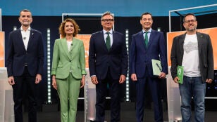 Juanma Moreno sigue sin negociar con un Vox que tiende la mano mientras exige el modelo de los otros pactos con el PP