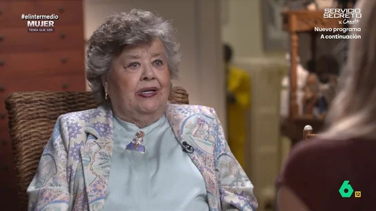 Cristina Almeida recuerda sus años de lucha contra el franquismo: "No era solo una lucha a lo exterior, tú cambiabas también" La abogada militó en la clandestinidad durante el franquismo. Como cuenta a Sandra Sabatés, cuando acudía a una manifestación "ser abogada se convirtió en un desafío" y que, incluso, llegó a ser detenida en alguna ocasión.