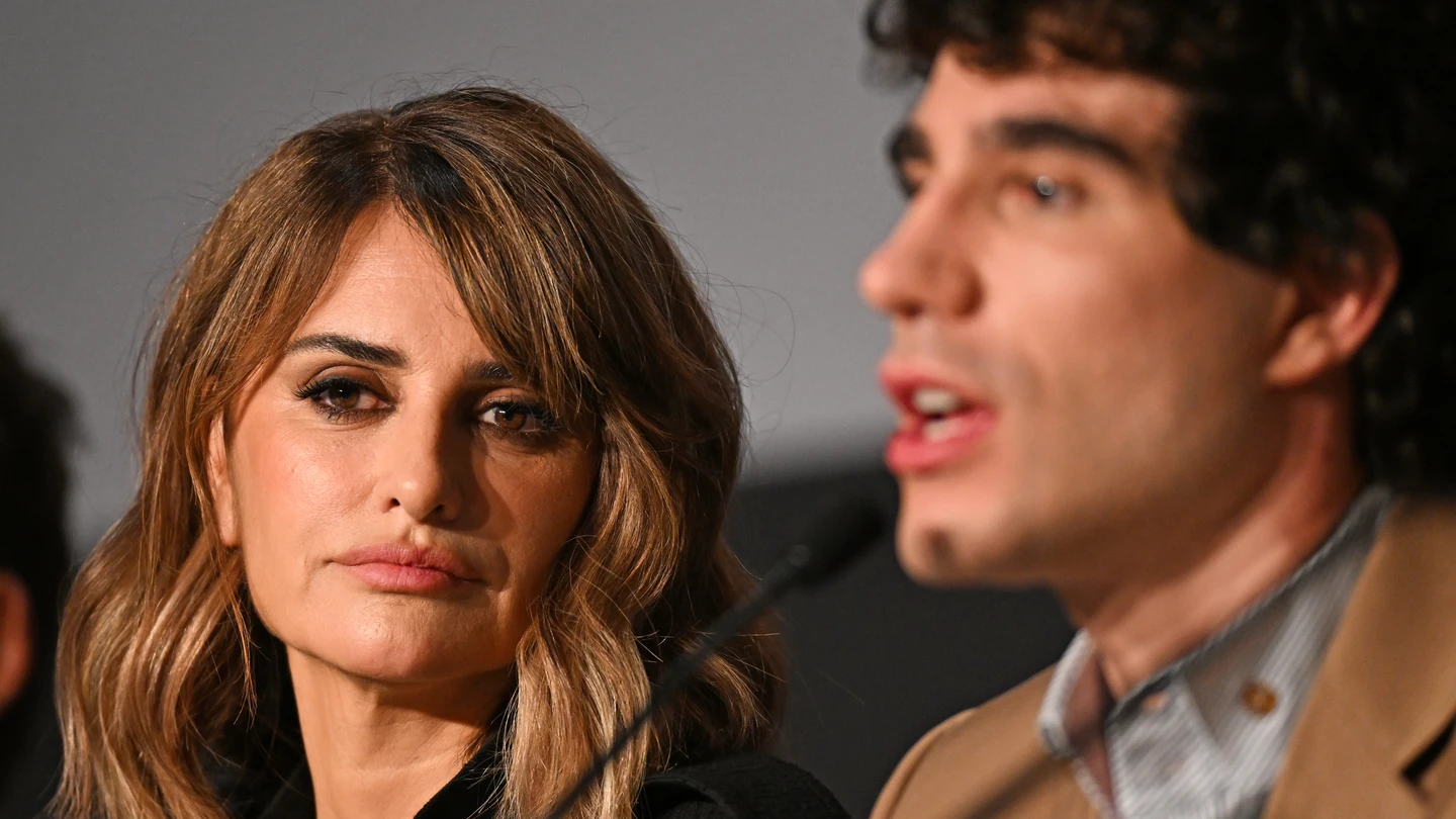 Penélope Cruz desvela que rodó escenas de 'La bola negra' pensando que tenía un aneurisma cerebral Penélope Cruz desvela que rodó escenas de 'La bola negra' pensando que tenía un aneurisma cerebral