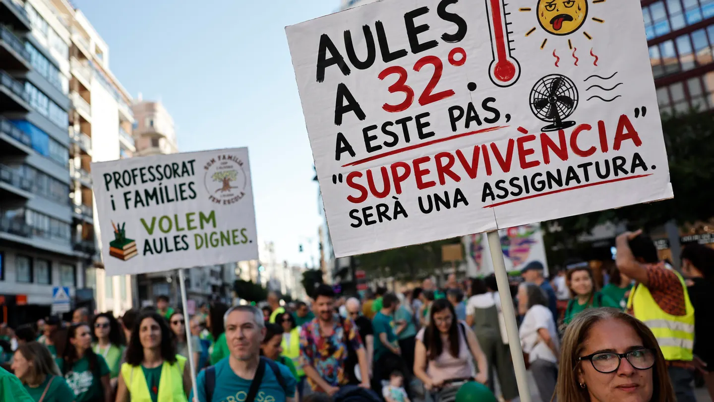 Manifestación de profesores en Valencia. Manifestación de profesores en Valencia.