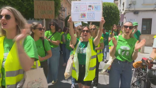 Los profesores en su tercera jornada de protestas en Valencia. 