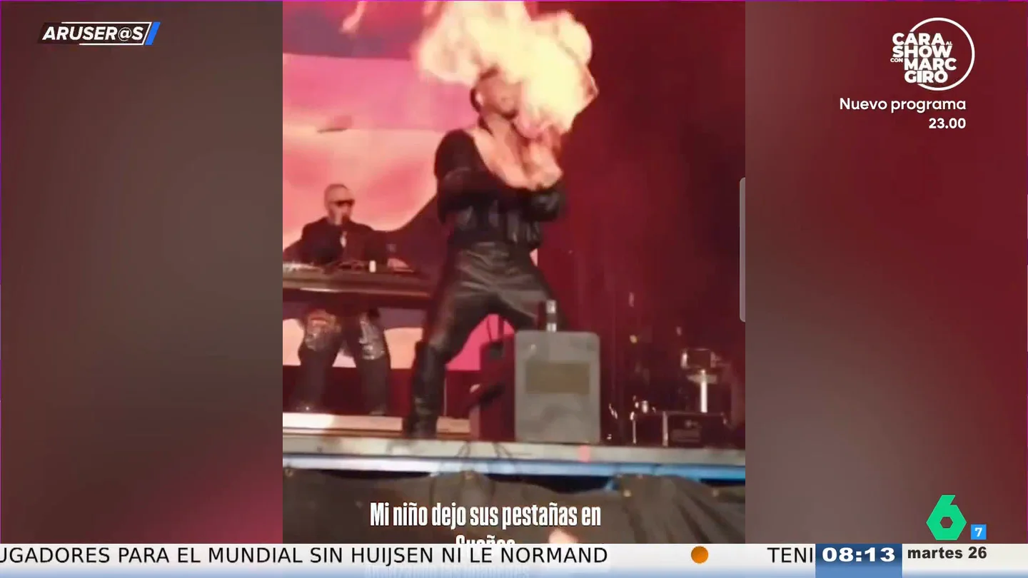 El impactante vídeo en el que J Balvin sufre una llamarada en pleno concierto: "Me quemé las pestañas" El impactante vídeo en el que J Balvin sufre una llamarada en pleno concierto: "Me quemé las pestañas"