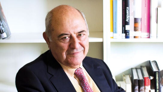 Jos&eacute; Antonio Marina en su despacho. 