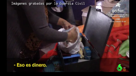 Así cayó la mayor red de blanqueo de España en Plasencia: fajos de billetes en las casas y drogas por los desagües Así cayó la mayor red de blanqueo de España en Plasencia: fajos de billetes en las casas y drogas por los desagües