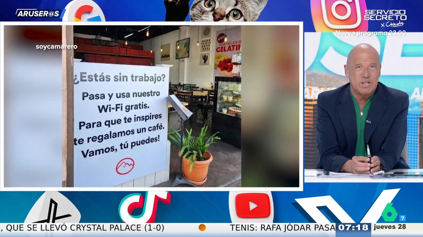 Alfonso Arús reacciona al cartel viral de un restaurante que ofrece wifi y café gratis a desempleados Alfonso Arús reacciona al cartel viral de un restaurante que ofrece wifi y café gratis a desempleados