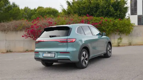 Geely E5 Geely E5