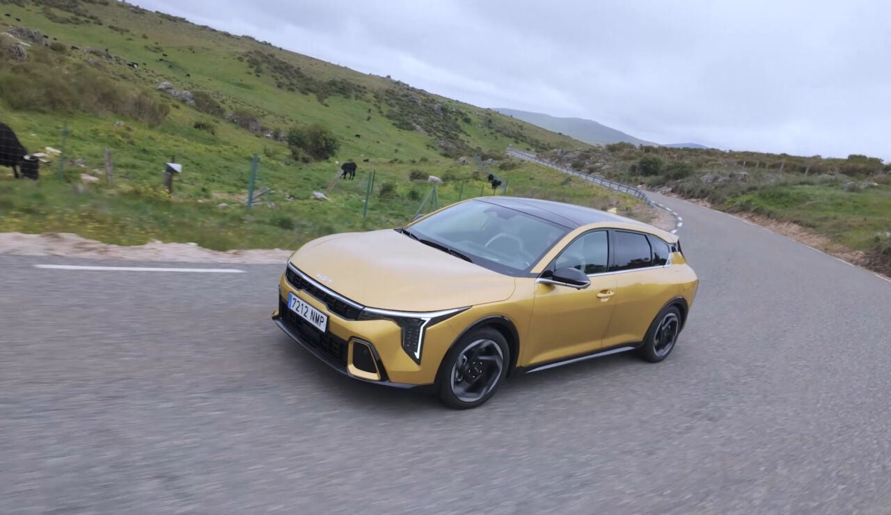 LO MEJOR DE LA SEMANA: el K4 de Kia, un nuevo monovolumen de Xpeng y el nacimiento del BMW Alpina 