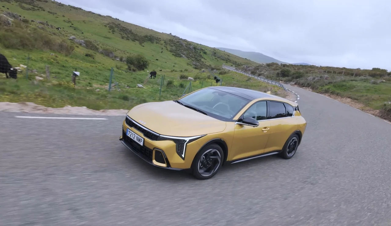 LO MEJOR DE LA SEMANA: el K4 de Kia, un nuevo monovolumen de Xpeng y el nacimiento del BMW Alpina