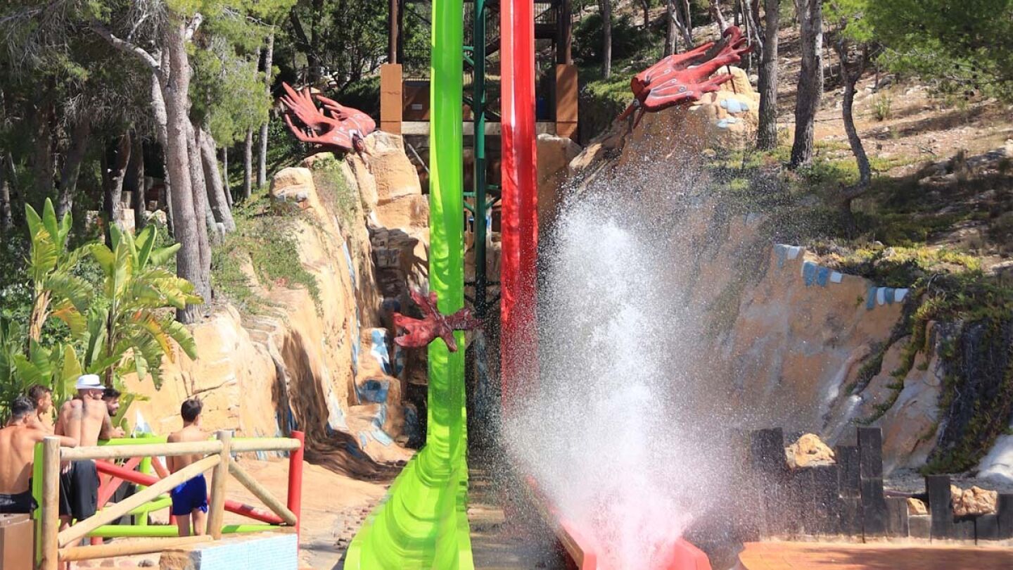 Atracci&oacute;n V&eacute;rtigo de Aqualandia Benidorm