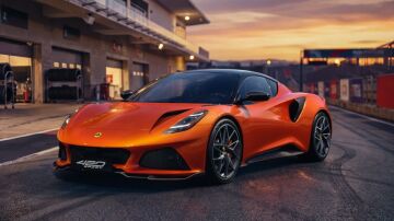 Mientras todos critican el Ferrari Luce, Lotus presenta un superdeportivo de combusti&oacute;n con motor Mercedes de 420 CV