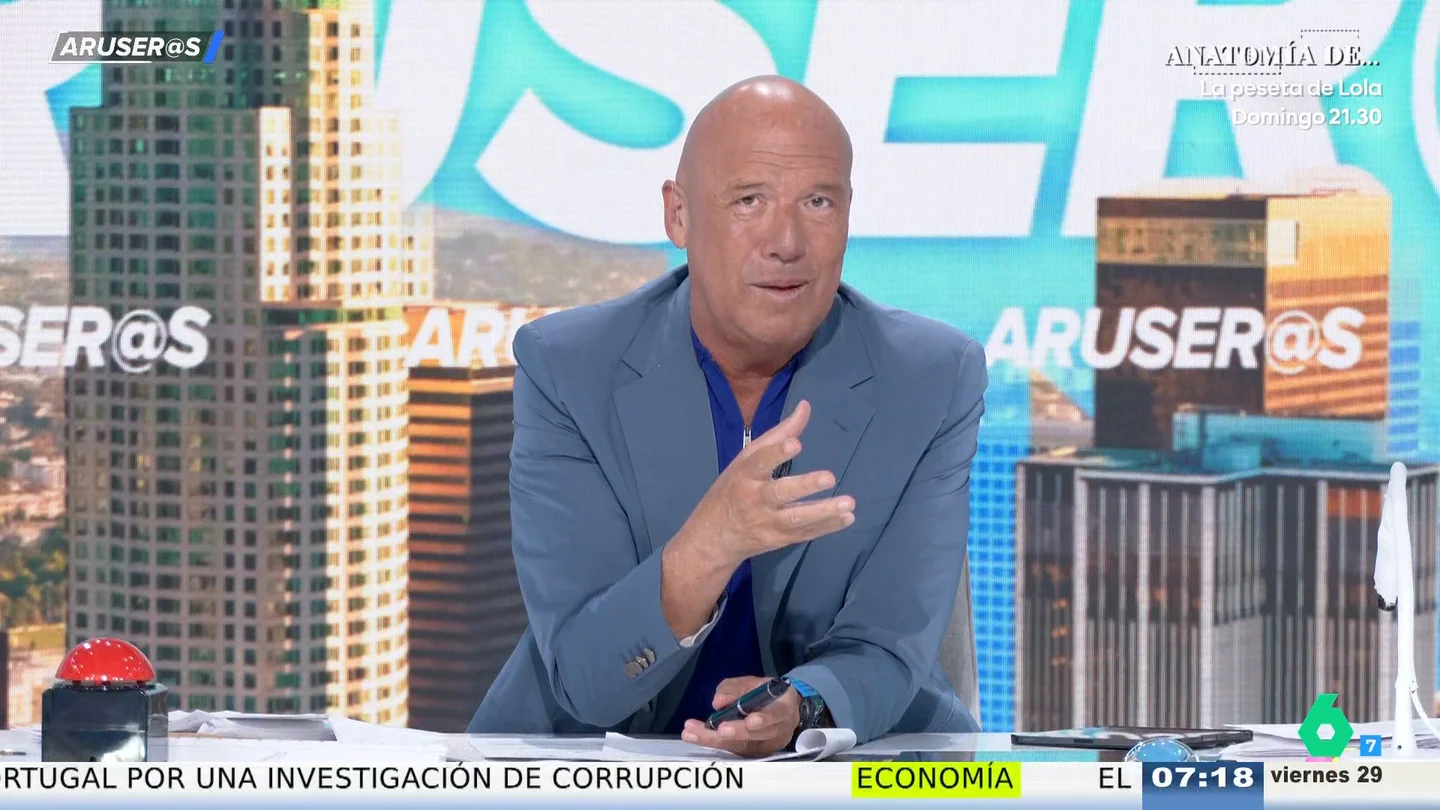 Alfonso Arús reflexiona sobre el respeto a los mayores: "Ahora deberíais llamarme de usted" Alfonso Arús reflexiona sobre el respeto a los mayores: "Ahora deberíais llamarme de usted"