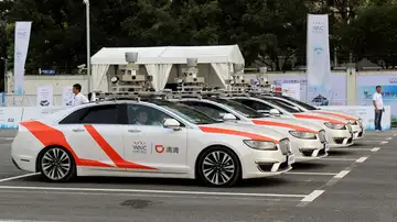 Phoenix, Wuhan o Miami, algunas de las ciudades que implantaron robotaxis antes que Madrid Phoenix, Wuhan o Miami, algunas de las ciudades que implantaron robotaxis antes que Madrid