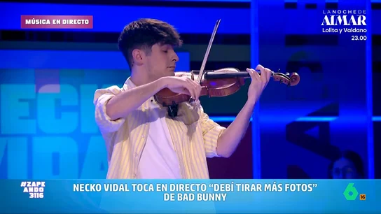 Necko Vidal se atreve con Bad Bunny y versiona 'Debí tirar más fotos' con su violín: así ha sido la espectacular interpretación Necko Vidal se atreve en esta ocasión con uno de los artistas del moment, Bad Bunny, y versiona al violín 'Debí tirar más fotos', uno de los temas más conocidos del artista que sigue llenando estadios en España.