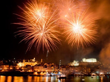 Fuegos artificiales por San Juan
