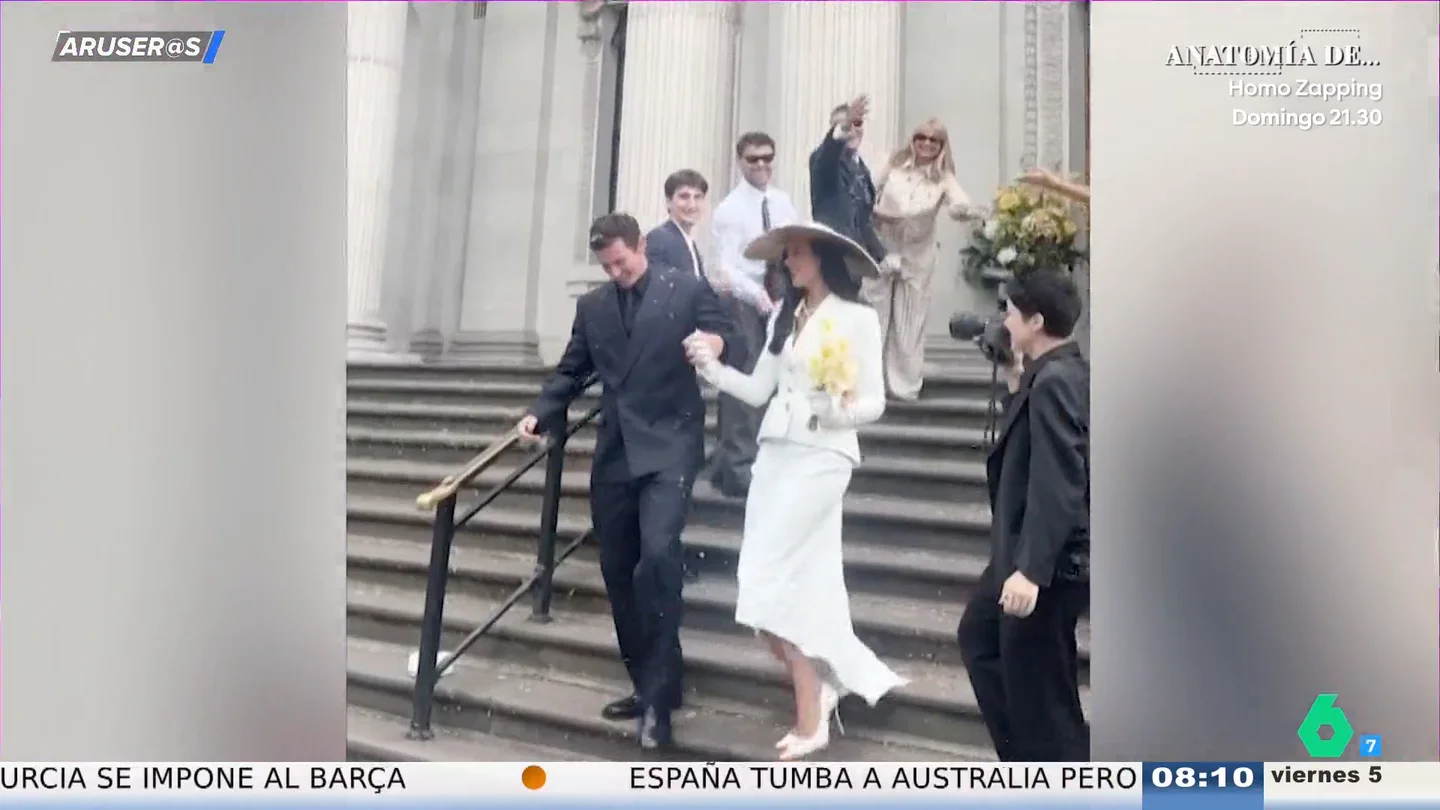 La gran boda italiana de Dua Lipa y Callum Turner deja a los Aruser@s sin palabras: hasta 27 vestidos en tres días La gran boda italiana de Dua Lipa y Callum Turner deja a los Aruser@s sin palabras: hasta 27 vestidos en tres días