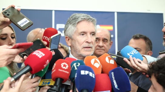 El ministro del Interior, Fernando Grande-Marlaska, durante la puesta en funcionamiento del CENAM del dispositivo de seguridad para la visita del Papa