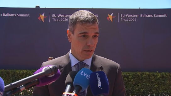 El presidente del Gobierno, Pedro S&aacute;nchez, durante su comparecencia sobre el caso Leire D&iacute;ez en Montenegro