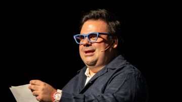 ALBERTO GUZM&Aacute;N 