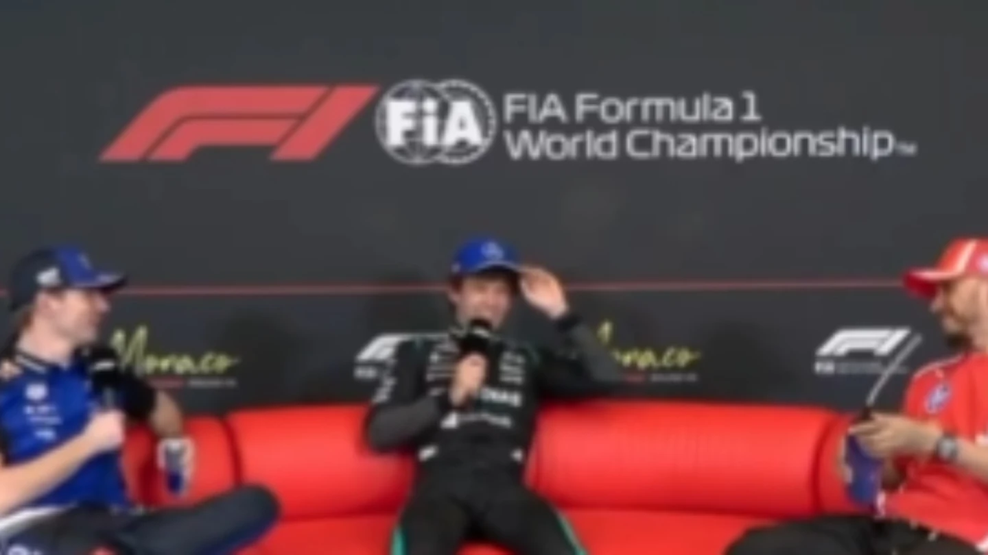 Max Verstappen, Lewis Hamilton y Kimi Antonelli Max Verstappen, Lewis Hamilton y Kimi Antonelli