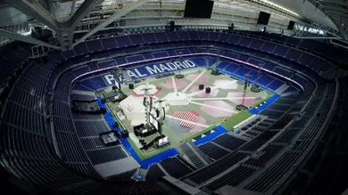 El interior del Santiago Bernabéu preparado para recibir al Papa El interior del Santiago Bernabéu preparado para recibir al Papa
