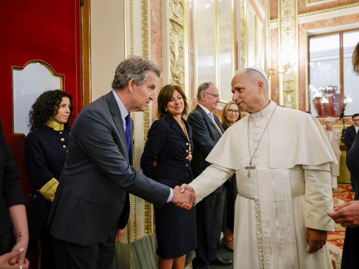 Feijóo se contradice y suscribe el discurso del papa que critica sus cesiones a Vox sobre migración: "Me siento interpelado"
